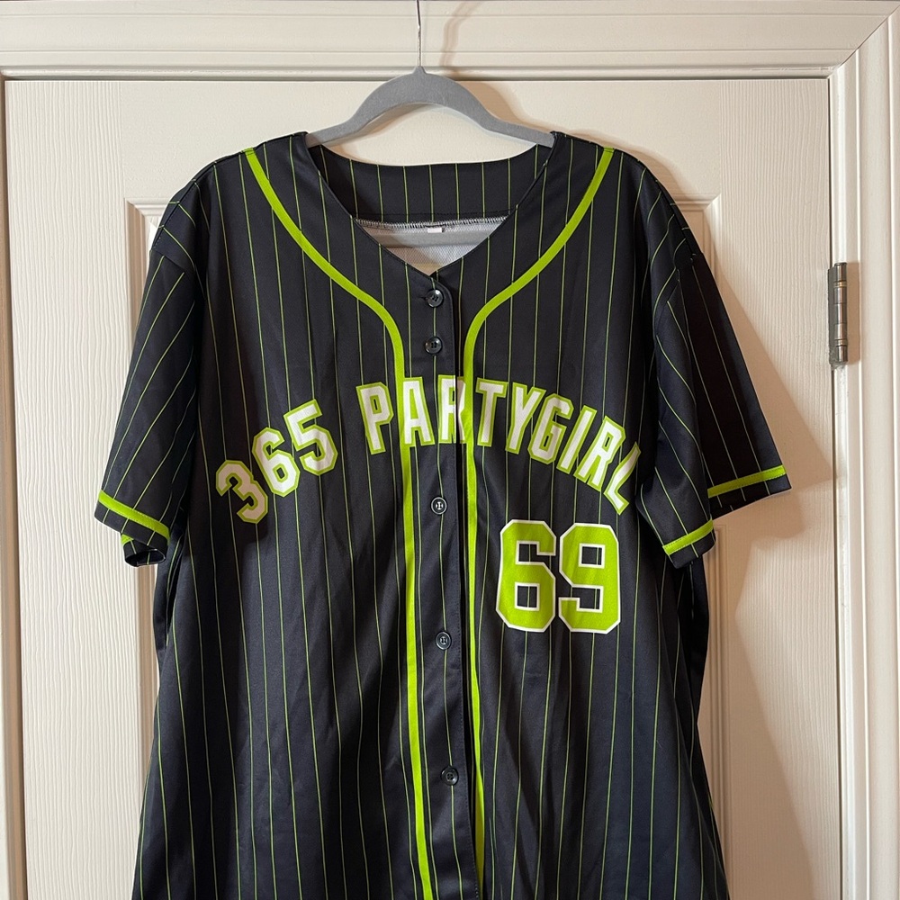 Charli XCX Brat / Sweat Tour Jersey